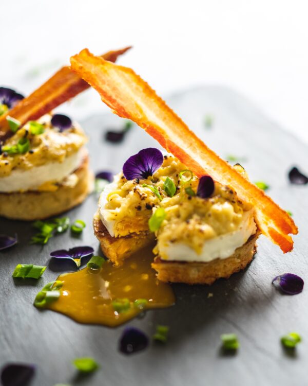 Cheesy crumpets with Welsh rarebit