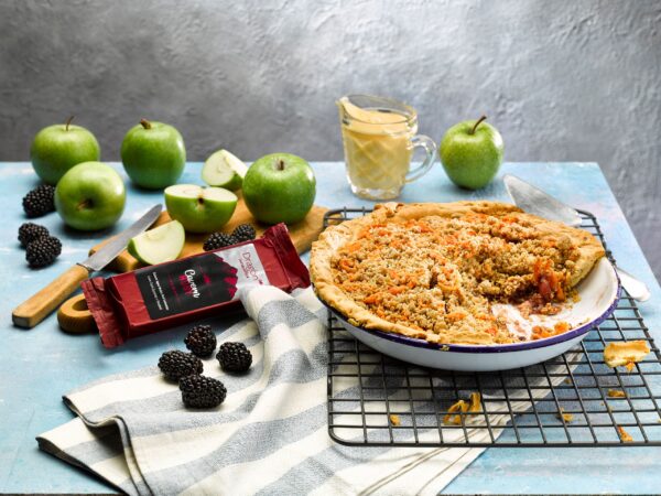 Welsh Red Leicester Apple & Blackberry Crumble Pie